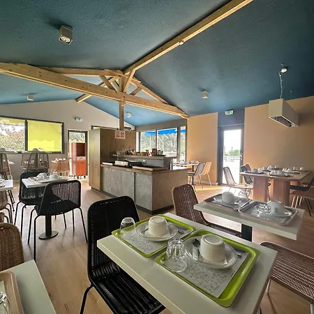 Sure By Western Nimes Est Отель Маргерит