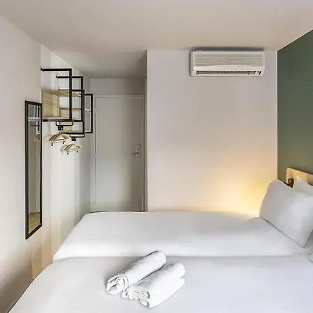 Отель Sure By Western Nimes Est Маргерит