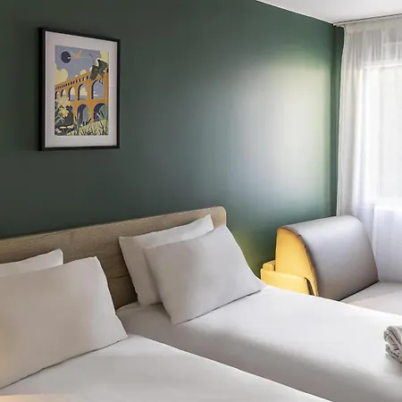 Hotel Sure By Western Nimes Est