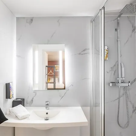 Hotel Sure By Western Nimes Est Marguerittes