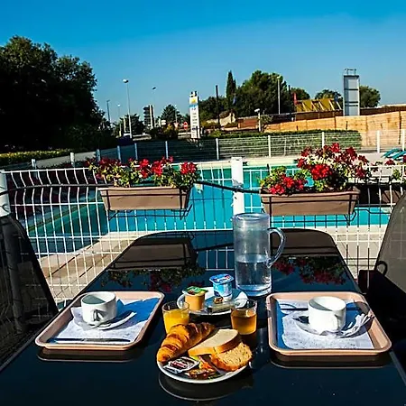 Hotell Sure By Western Nimes Est Marguerittes