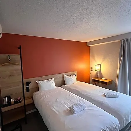 Sure By Western Nimes Est Hotell 3*