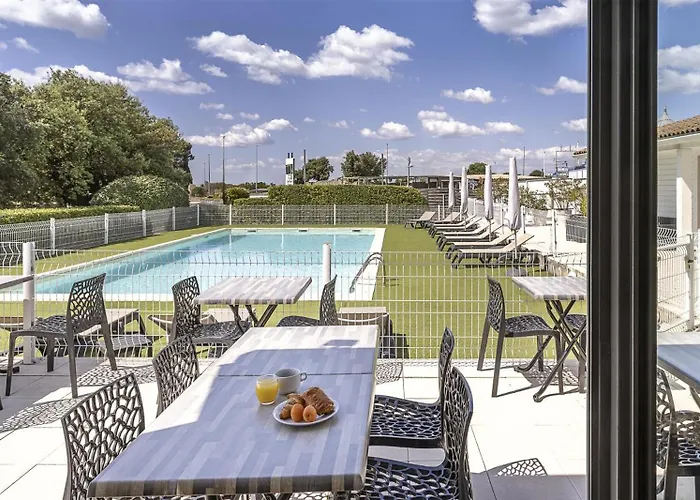 Sure By Western Nimes Est فندق 3*